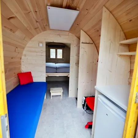 Holzhuette J24 Klein Casa de Férias *